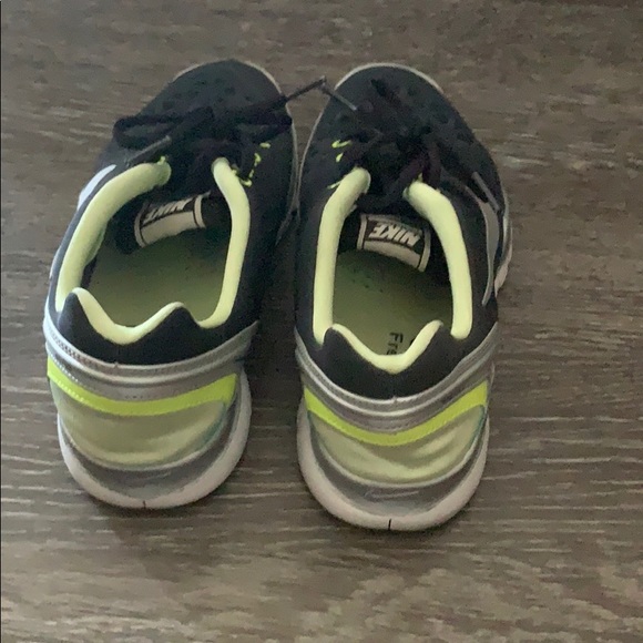 Runners - Picture 3 of 3